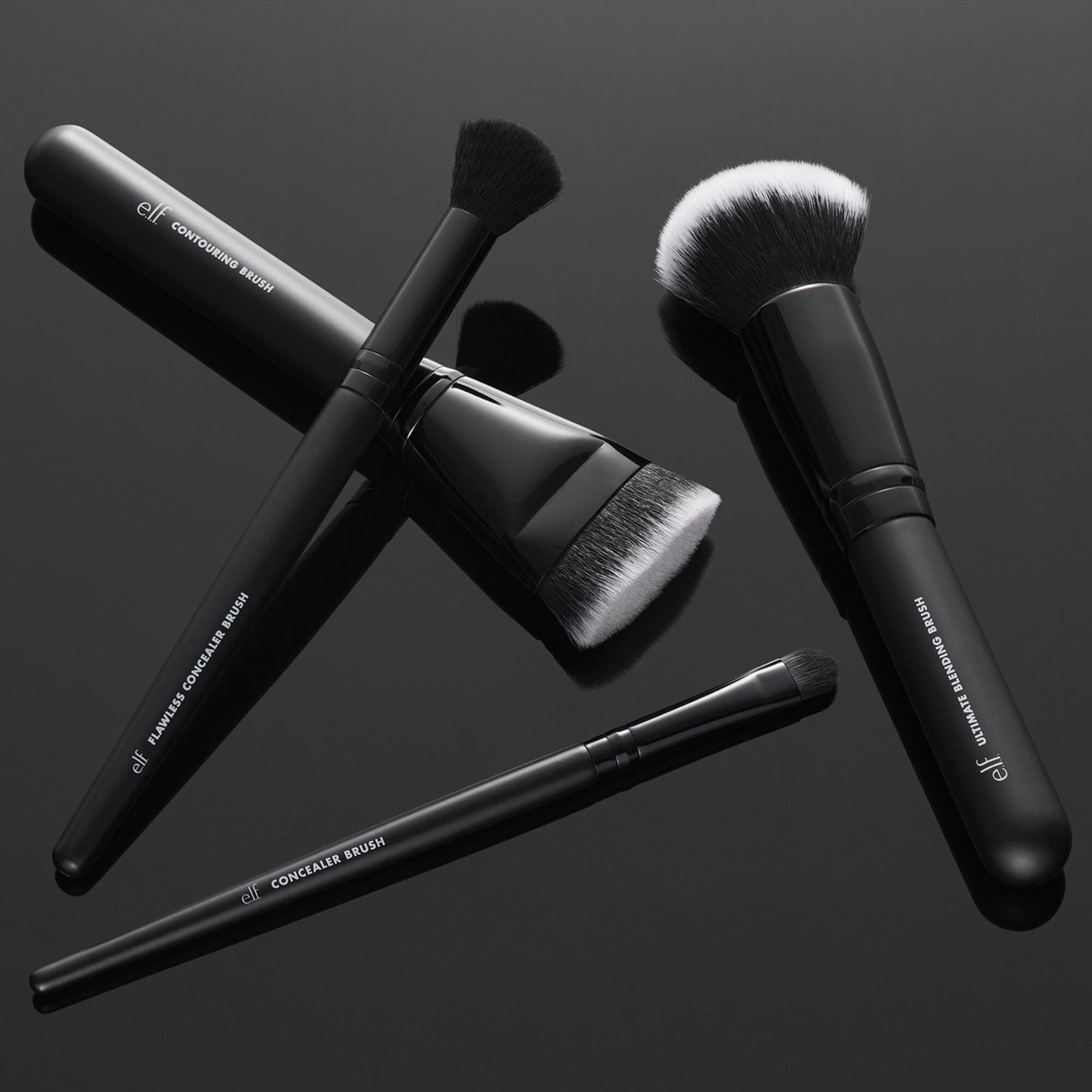 foundation-and-concealer-brush-set-e8 12142020_ComplexionPerfection-FaceBrush_0028_FocusBracket-MAIN_V2_IGF.jpg