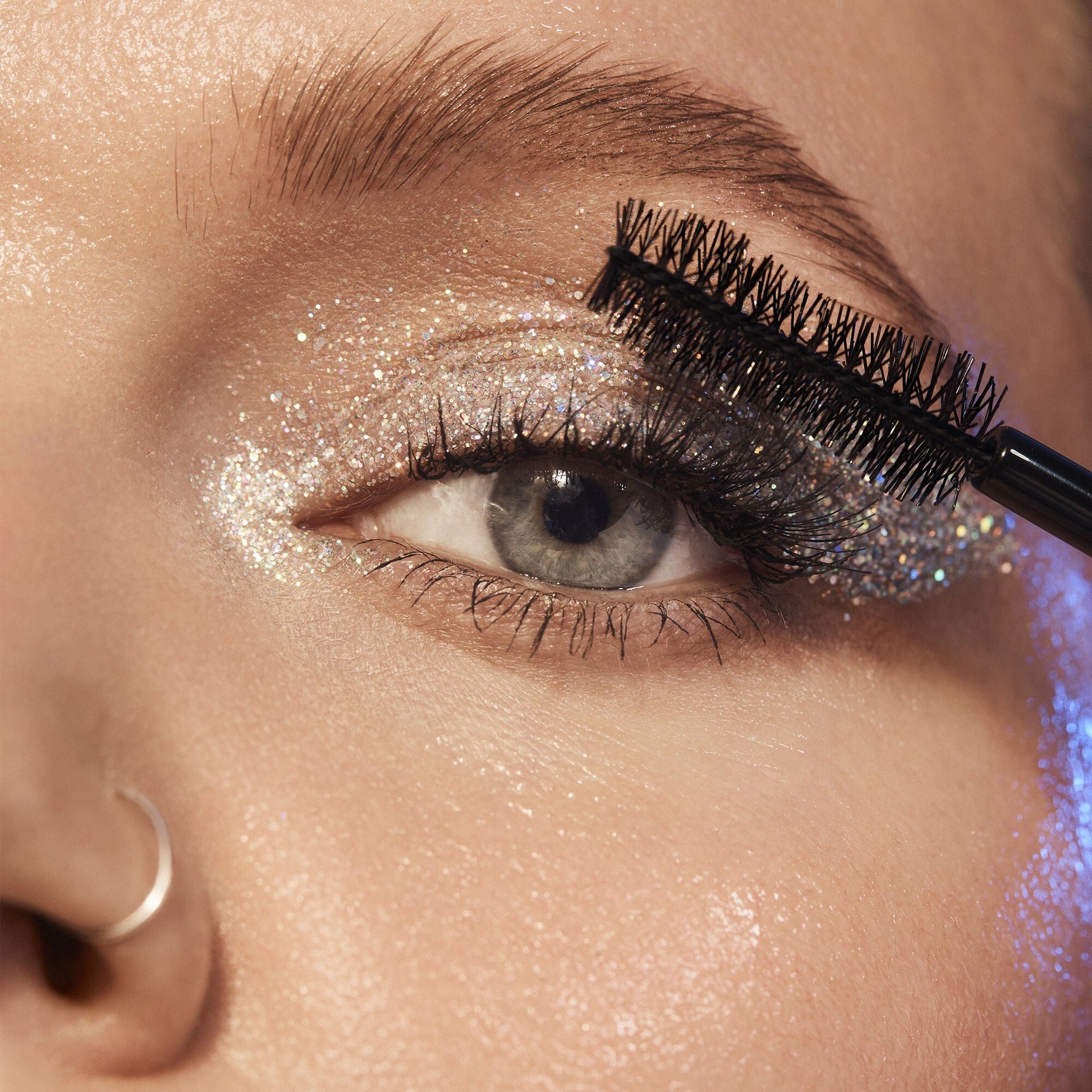 big-mood-waterproof-mascara-b1 013121_ToveLo_Mascara_0385_IGF_1_55f9a52b-3628-4190-803b-2260ed81d014.jpg