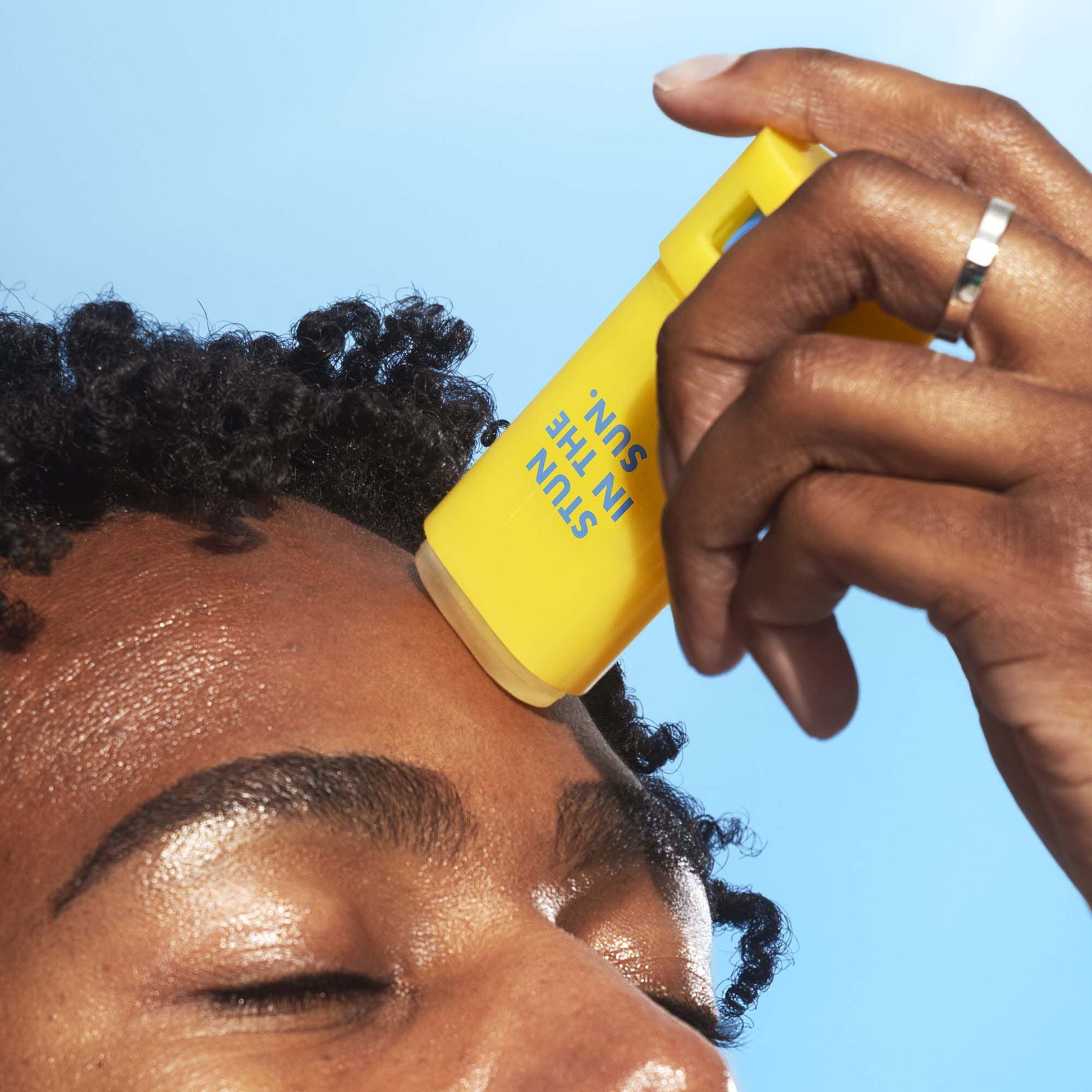 suntouchable-invisi-stick-spf-50-c8 060624_Mikel_InvisiStick_0107_v2_IGF.jpg
