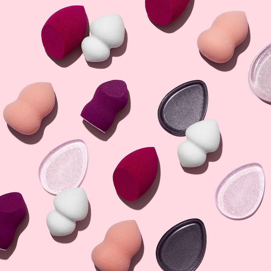 blending-and-highlighting-sponge-duo-j7 0619_SocialIGF_Sponges1_b1fd4502-7674-4b0c-86df-28fe31a55570.jpg