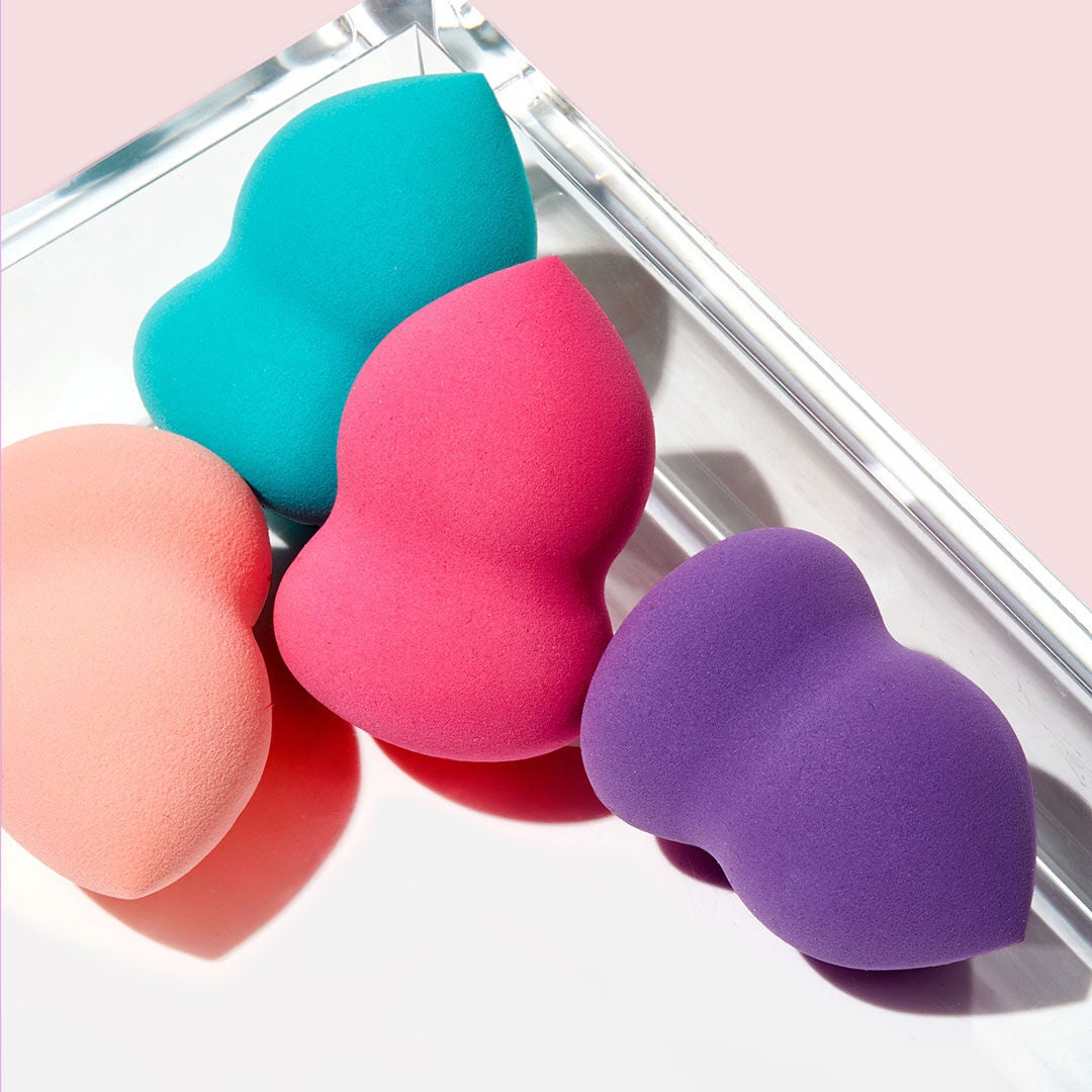 blending-sponge-peach-r6 0619_SocialIGF_Sponges4.jpg