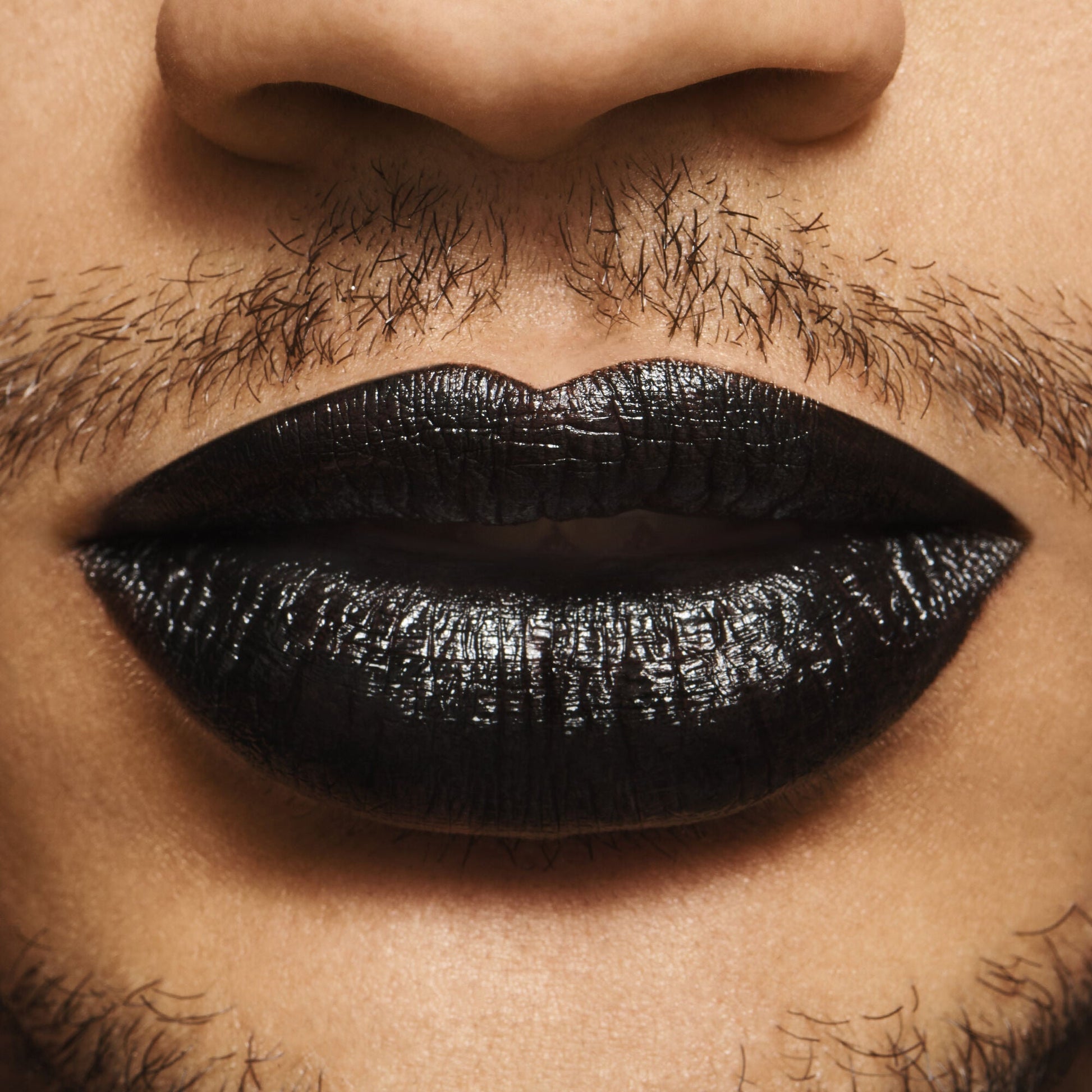 o-face-satin-lipstick-s5 071122_OF_Bryson_V4_0032_FINAL_RGB_IGF.jpg