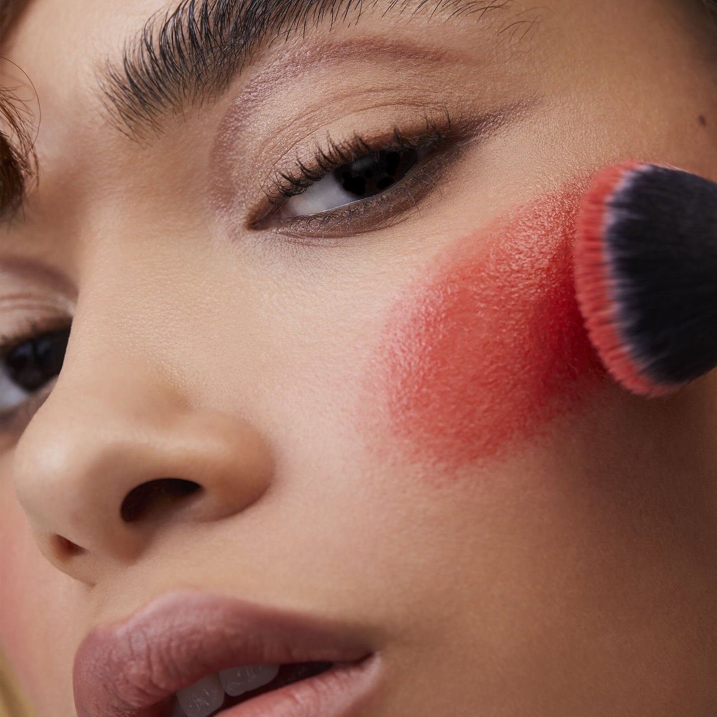 putty-blush-brush-n4 08112020_Alyssa_PuttyPrimerTrio-0241_IGF.jpg