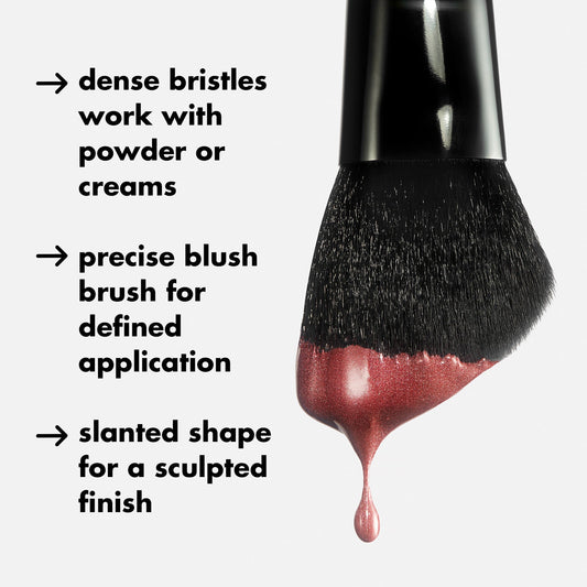 angled-blush-brush-e3 0823_PDP_BRUSHES_ANGLED_BLUSH_PRODUCT.jpg