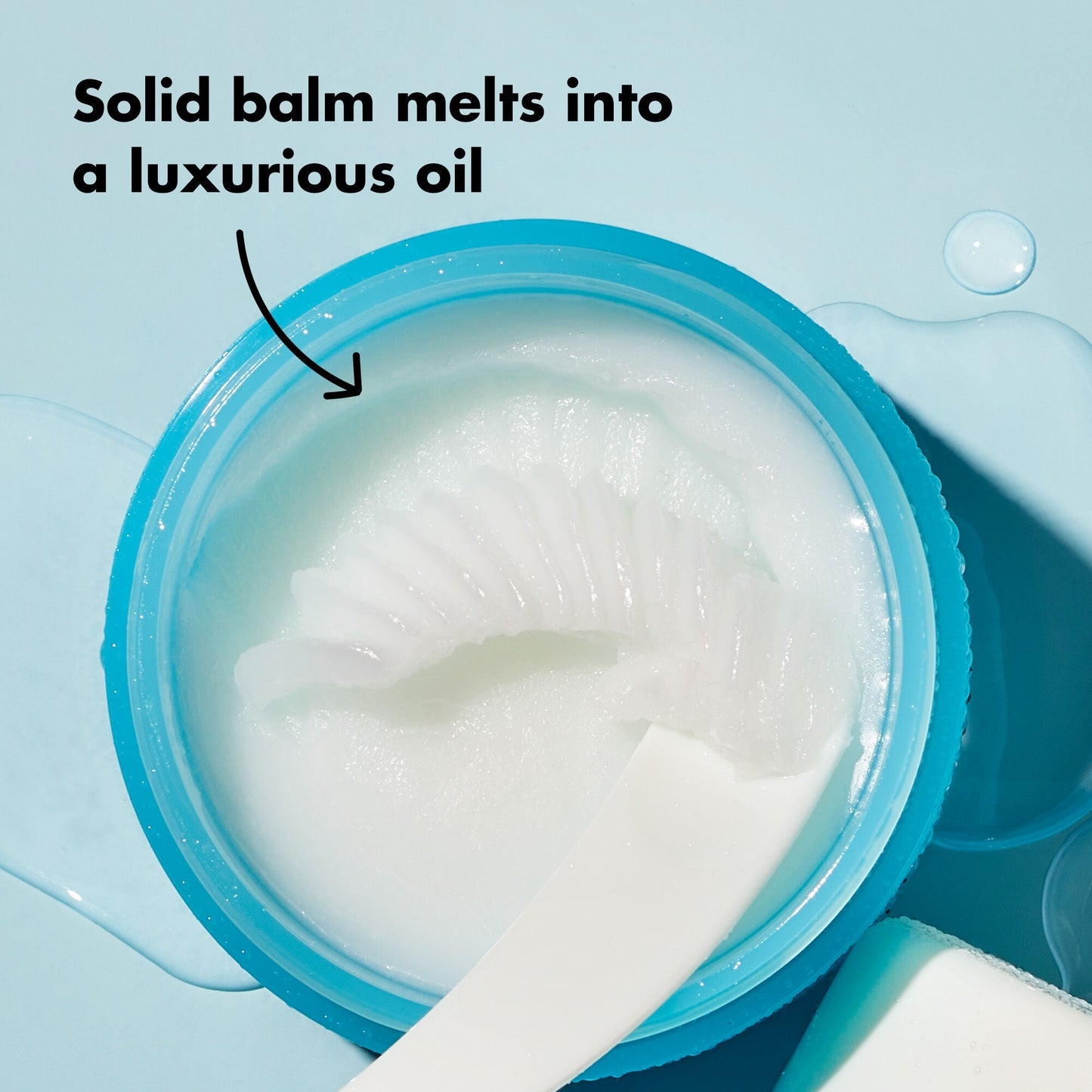 holy-hydration-makeup-melting-cleansing-balm-l6 1023_EDUCATION_CLEANSING_BALM_TEXTUREPAYOUT_fbda828f-4ade-497d-9d6c-74dc87101fee.jpg