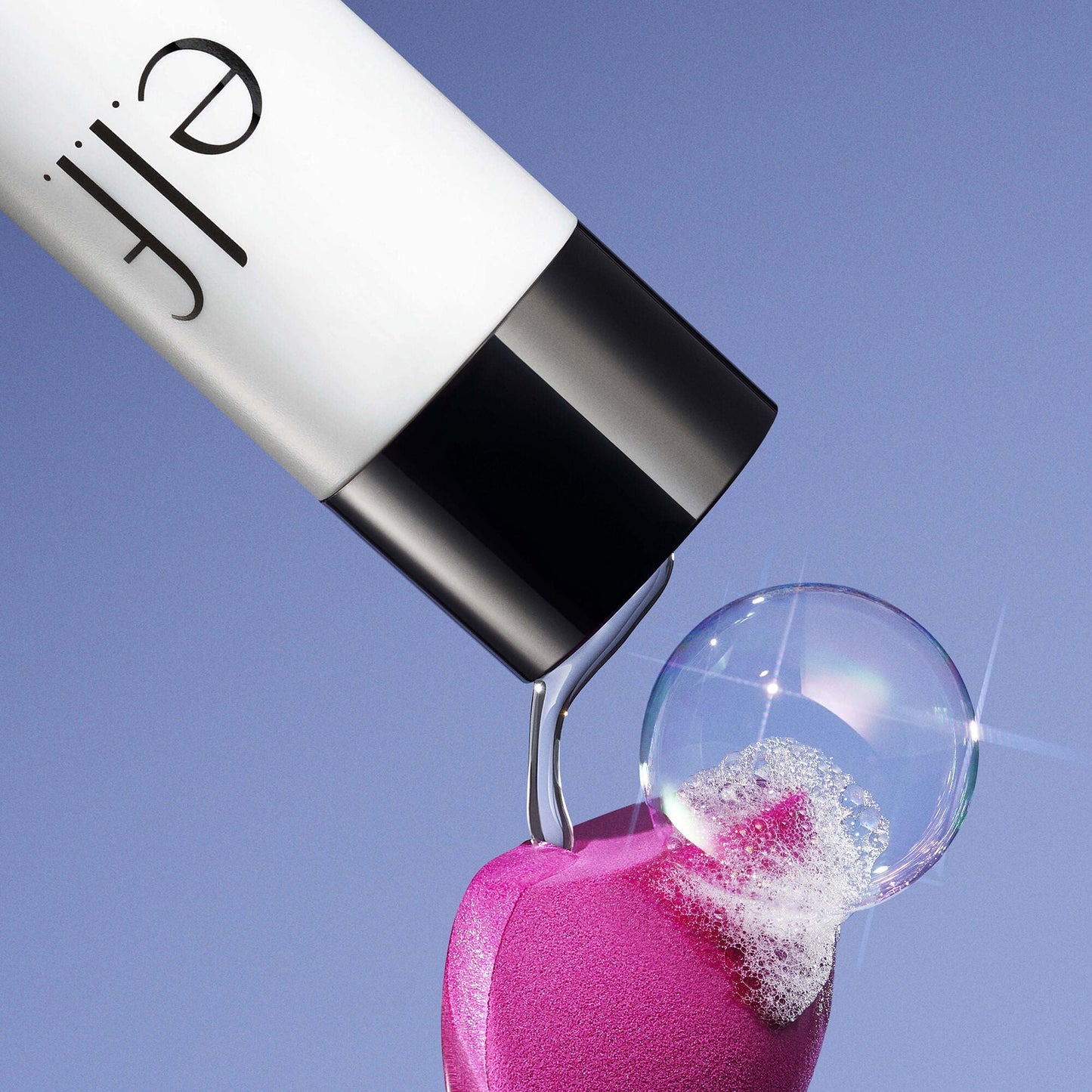 clean-queen-liquid-brush-and-sponge-cleaner-c0 111124_elf_CleanQueen_Tools_0032_MAIN-HELICON_358_w2QC_IGF.jpg