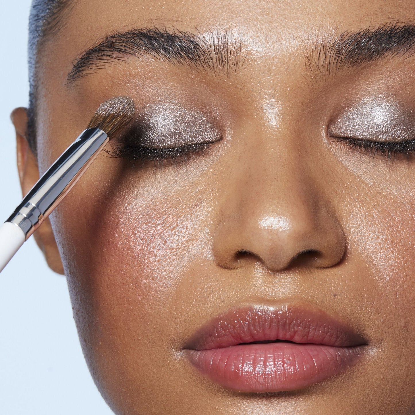 wide-tapered-eyeshadow-brush-p6 21994_Wide_Trapered_Eyeshadow_Brush.jpg