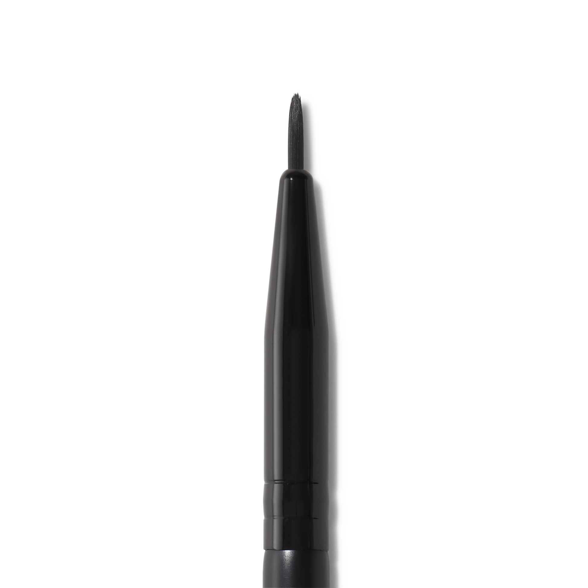 ultra-fine-eyeliner-brush-m2 81915_detail_R.png