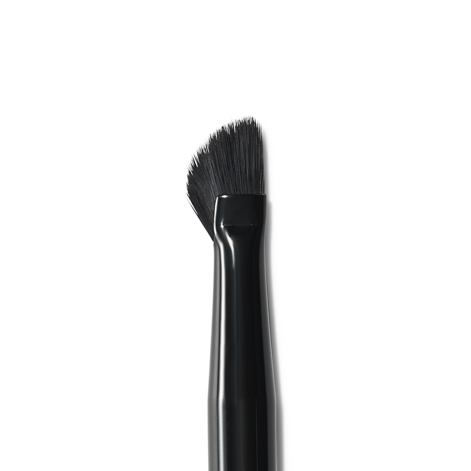 wing-it-liner-brush-a7 84091_MACRO_R.png