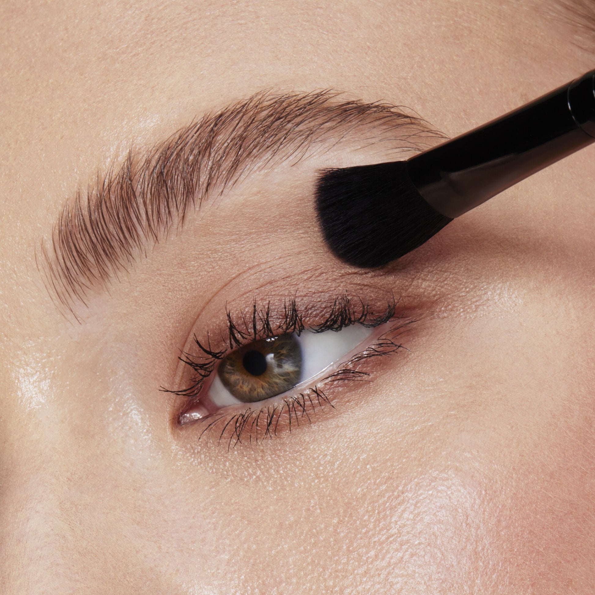 full-face-and-eye-makeup-brush-set-with-travel-case-j7 84674_FULL_FACE_EYE_BRUSH_SET_BLENDING_EYE_BRUSH_CARI_0137.jpg
