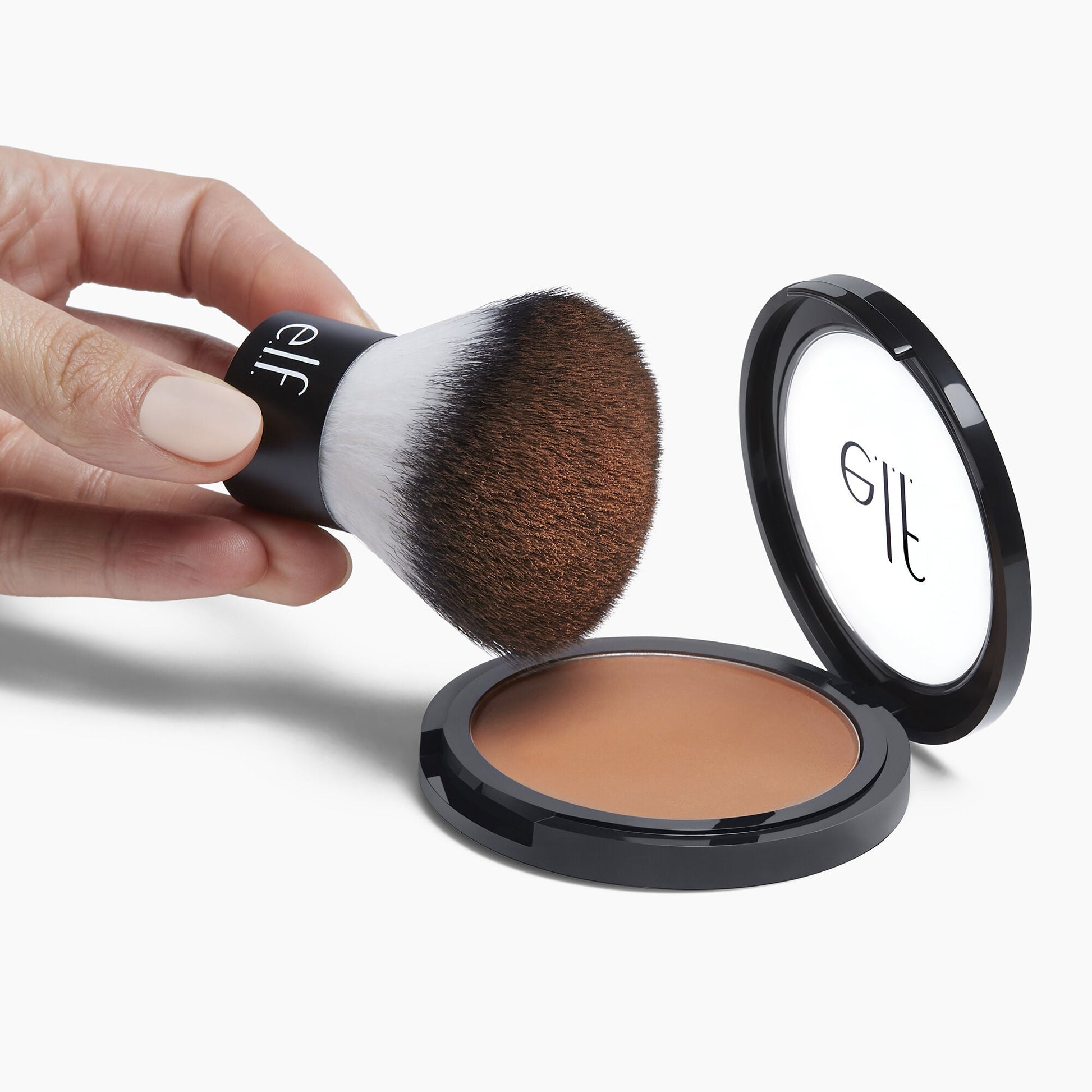 kabuki-makeup-brush-l8 85011_StudioKabuki_Brush_076_V2.jpg