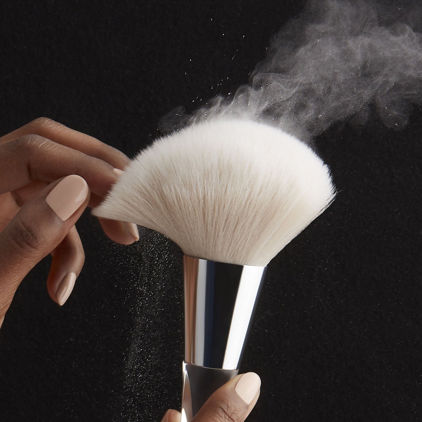 precision-powder-brush-q3 85307_PrecisionPowderBrush_V2_133.jpg