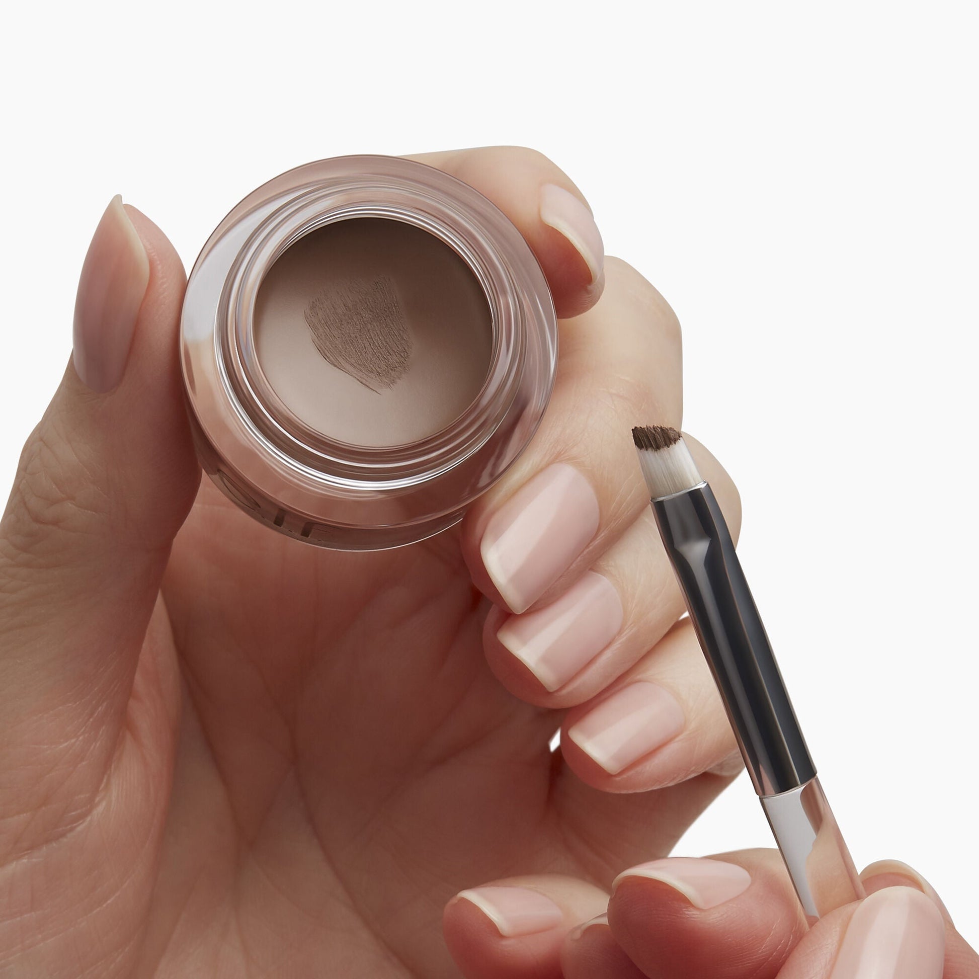 precision-dual-sided-eyebrow-brush-v1 85315_PrecisionDualSidedEyebrowBrush_Model.jpg